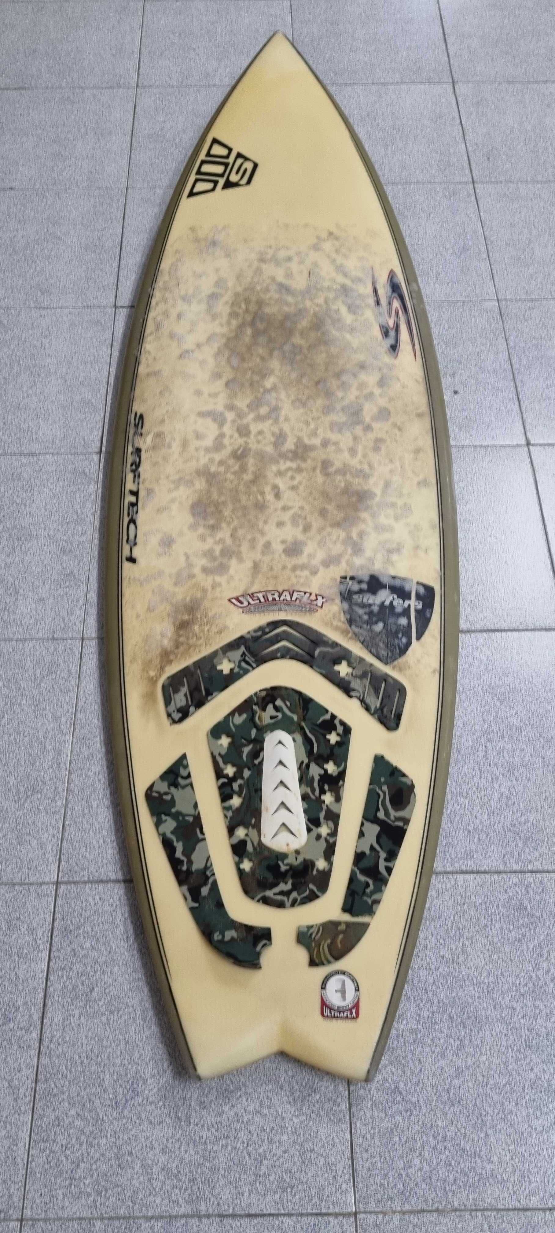 Surfboard surftech 6'0 33L