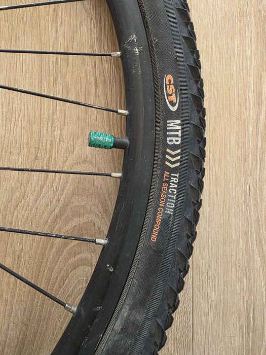 Kolo rowerowe przednie przod 26 z opona sprawne