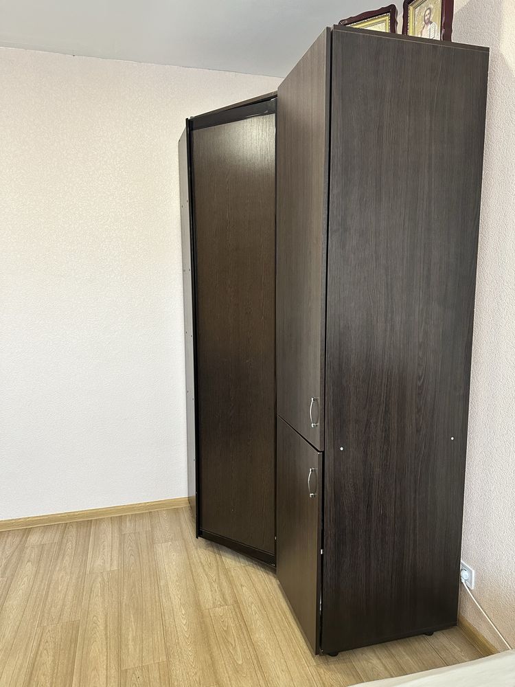 Продам Кутову шафу Угловой шкаф Шкаф