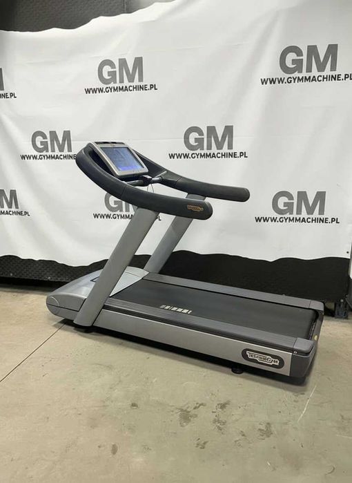 Bieżnia Technogym Exite run 700 TV