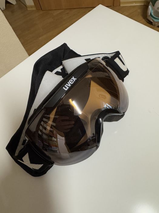 Горнолыжная маска UVEX б/у