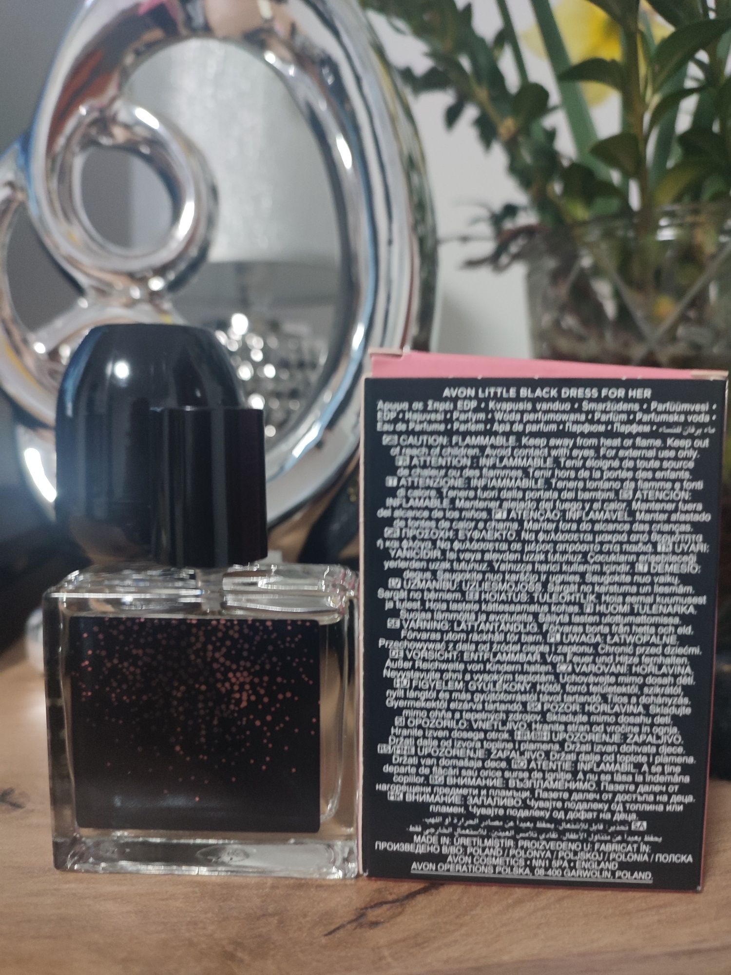Nowy oryginalny zestaw Little Black Dress woda 30ml i  antyperspirant