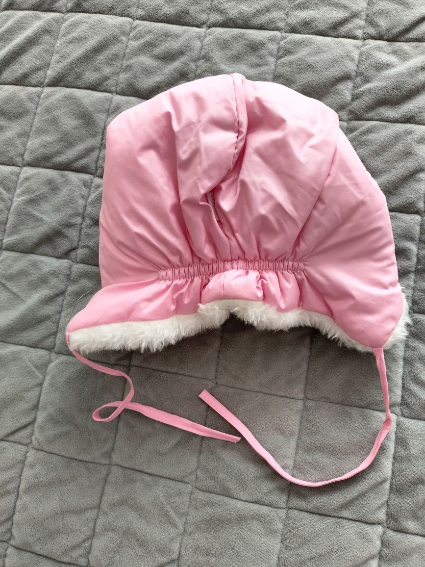 Зимова шапочка для дівчинки