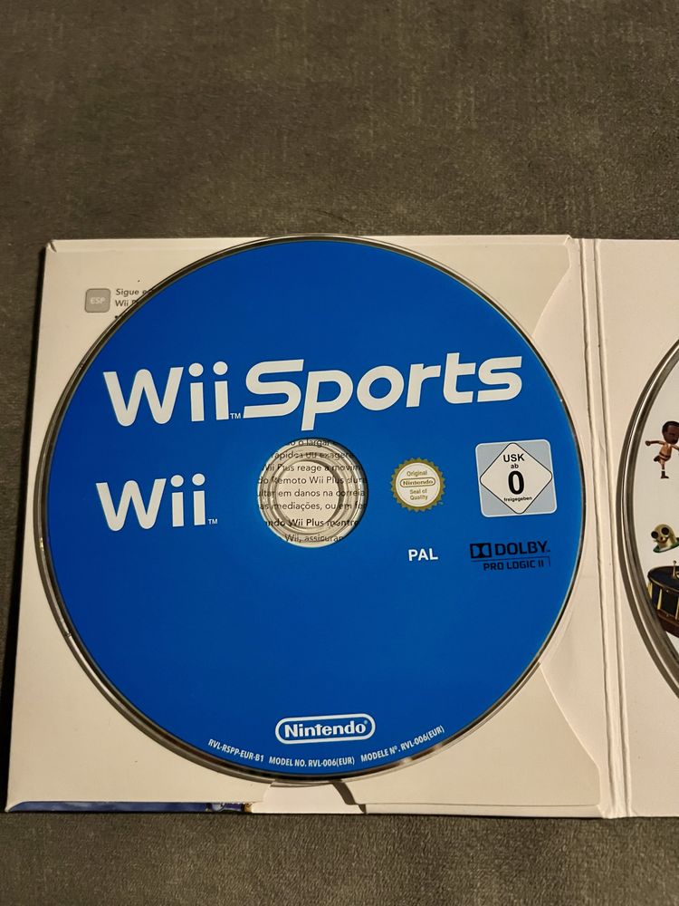 Consola Wii + Comandos + 3 Jogos