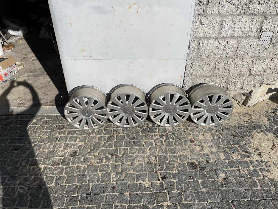 Диски R18 5 112 Audi в хорошому стані