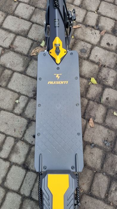 Електросамокат AUSOM L1