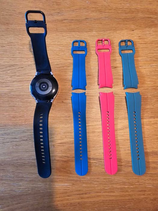 Samsung Galaxy Watch 4 Classic + 3 braceletes oferta