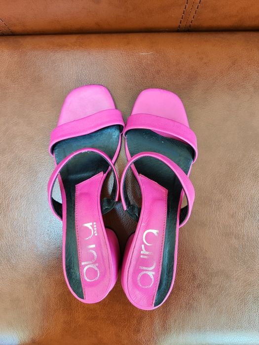 Босоніжки / шльопанці / сабо AURA