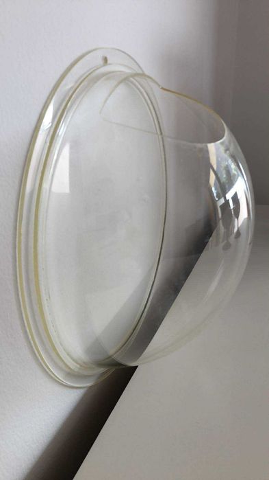 Aquário de parede redondo em plástico