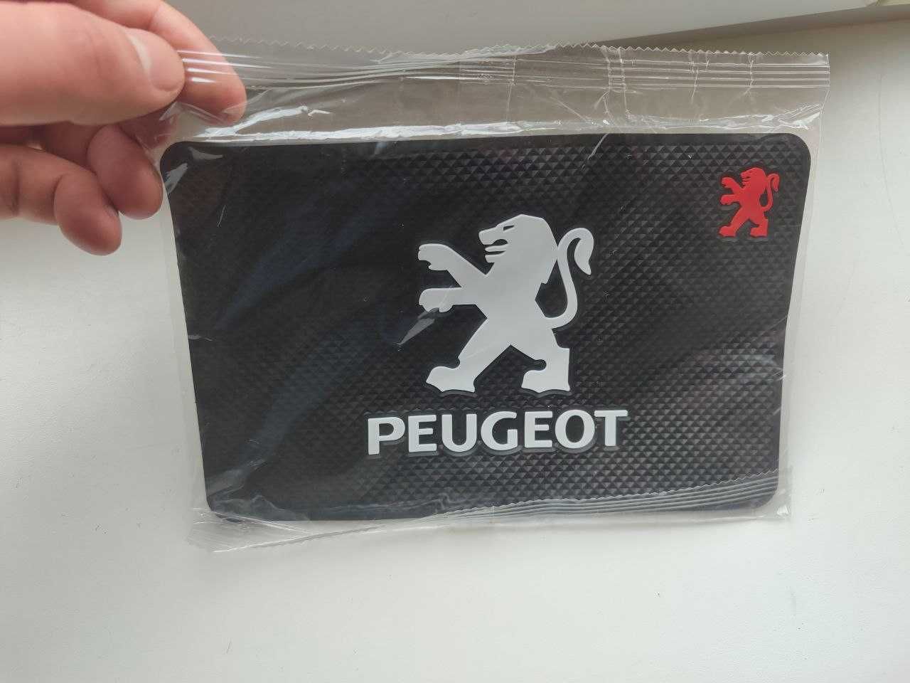 Антиковзаючий килимок Fixate в машину на торпеду Peugeot