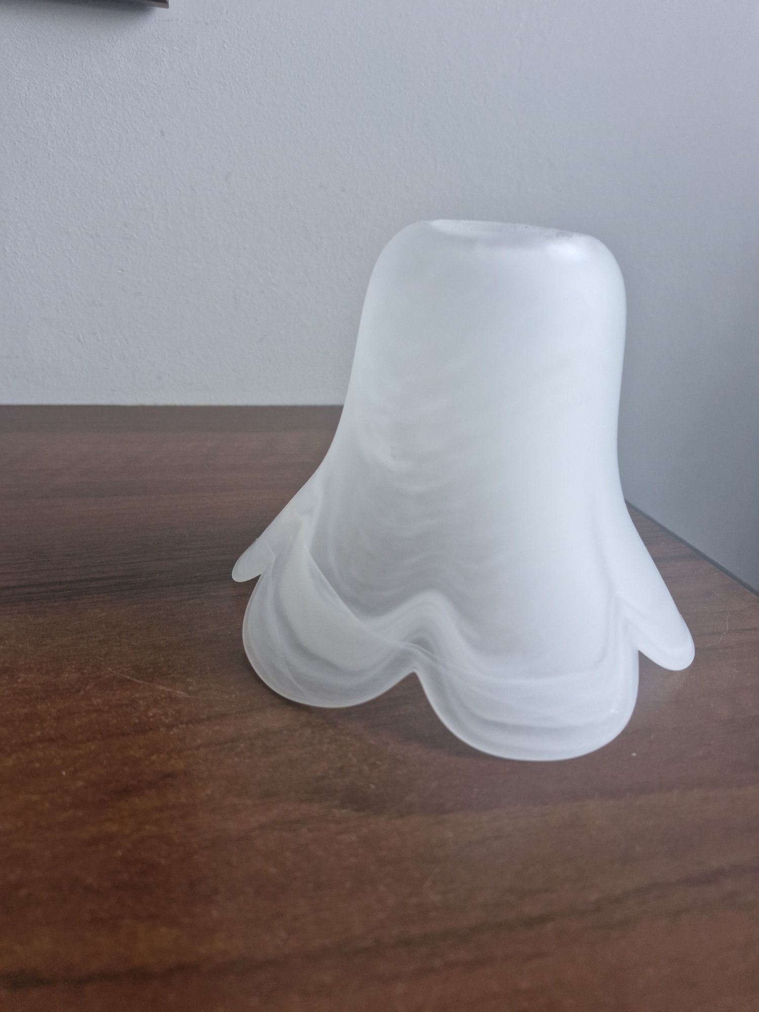 Klosz do lampy biały mleczny