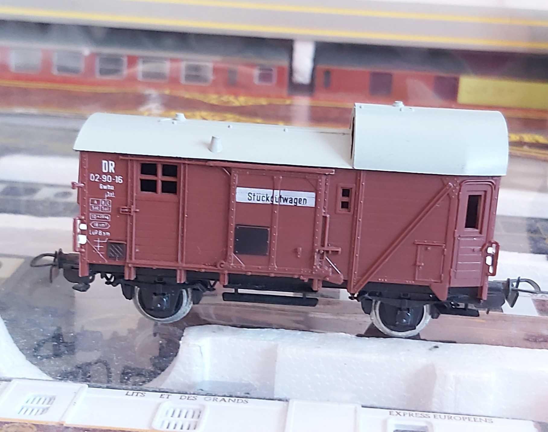 Wagon bagażowy PIKO epoka III H0