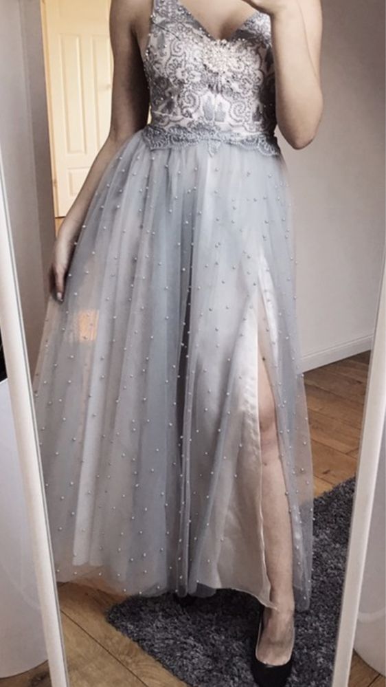 Suknia sukienka długa maxi tiulowa do ziemi z rozcięciem rozporkiem S
