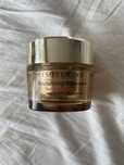 Estee Lauder -krem do twarzy z filtrem