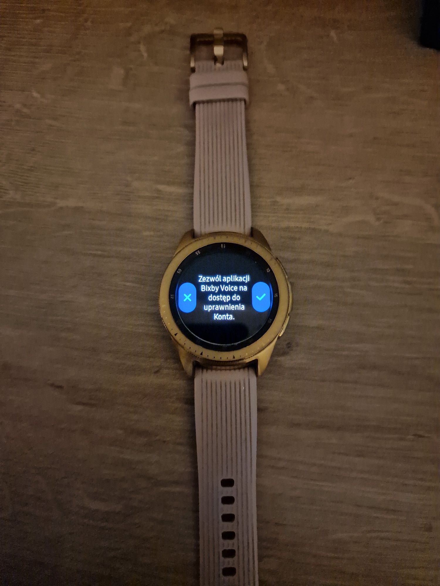 Samsung watch 42mm  rose gold