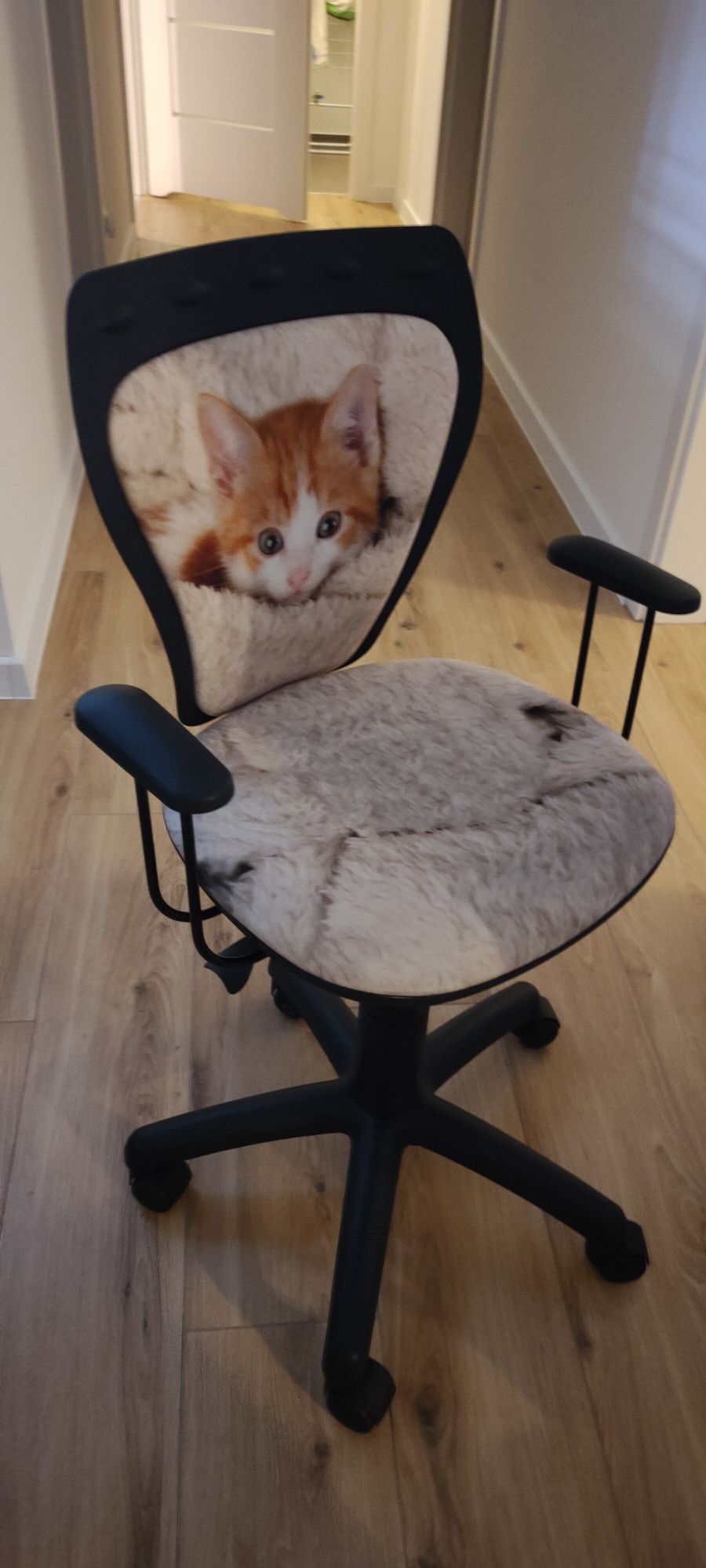 Nowe Krzesło biurkowe fotel dla dziecka