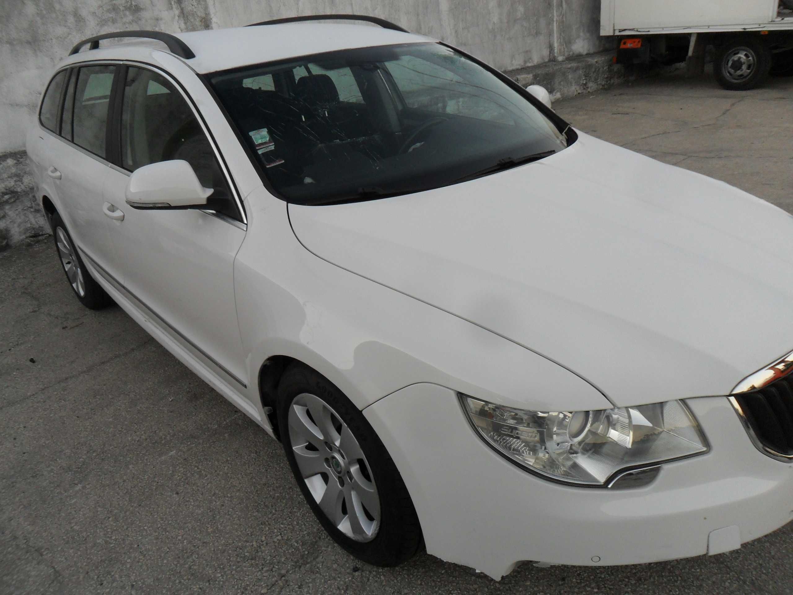 Skoda Superb Break 1.6 TDI GREENLINE (2013)