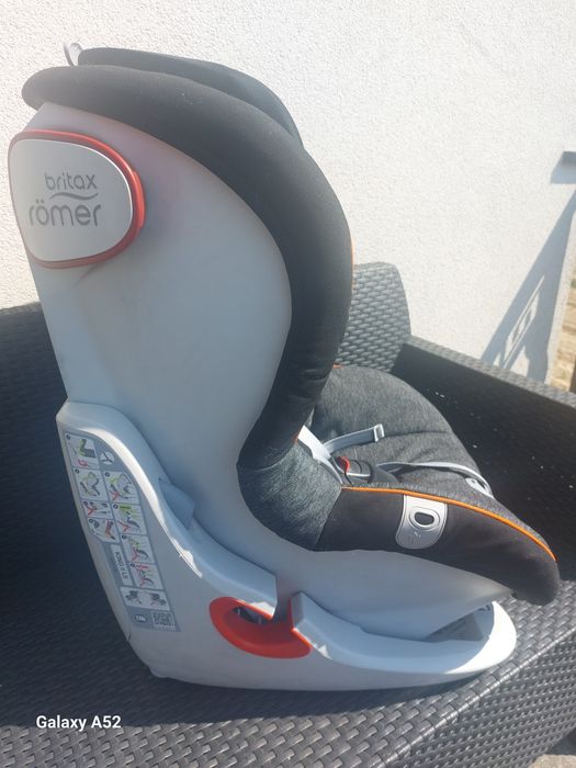 Foteliki britax romer 9-18 kg