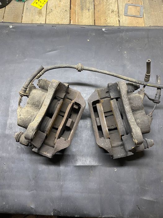 Суппорт тормозной Рено Мастер 2/2 дизель 1998-2003 год л р