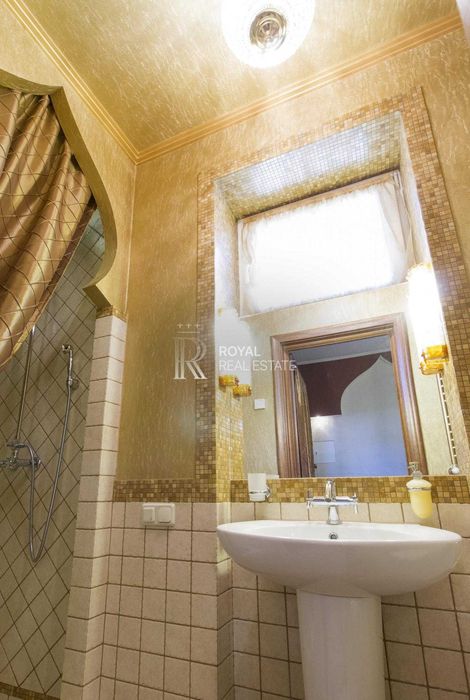 Оренда будинку Романків 5к 400м2  Обухівський район Лісна вул.