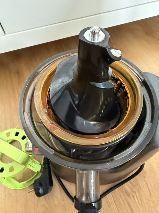 Wyciskarka Wolnoobrotowa D9900 Kuvings + sito GWARANCJA