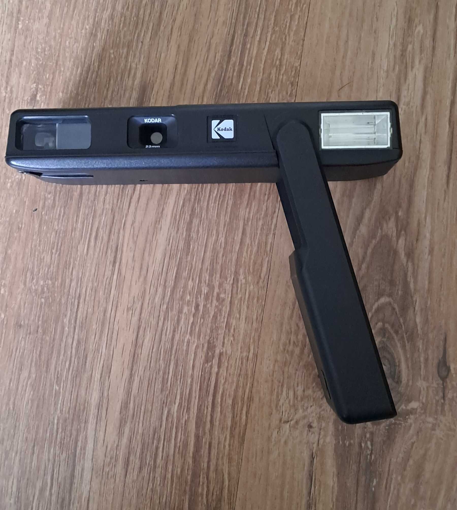 Kodak EXSTRA 12-EF camera