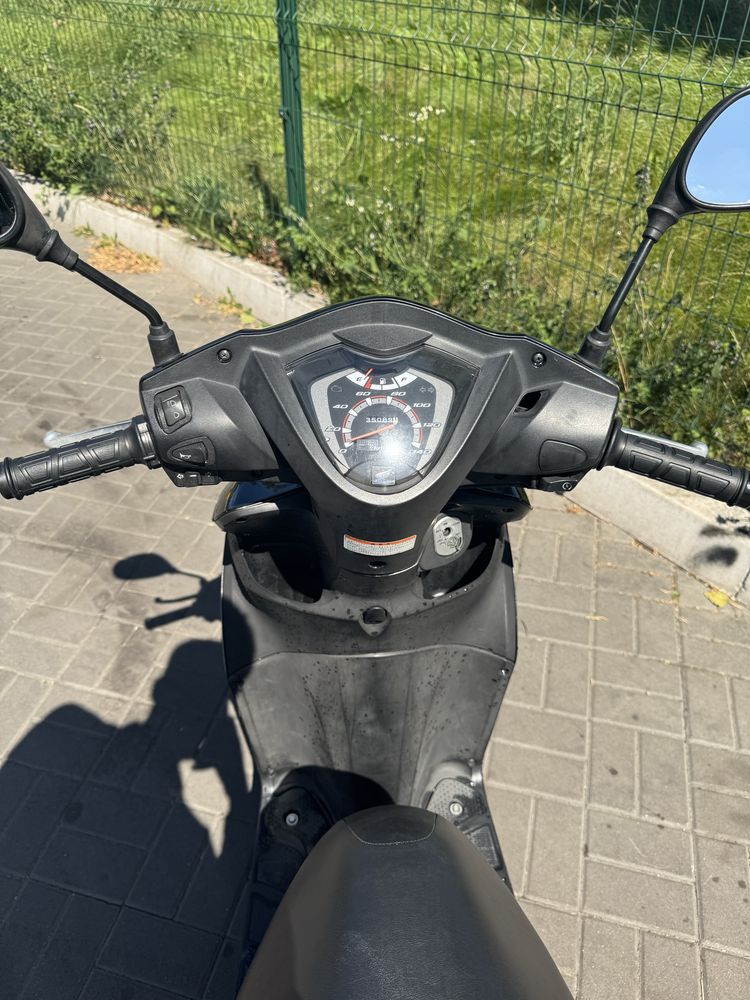 Продам  скутер, мопед Honda Dio 110 jf-31