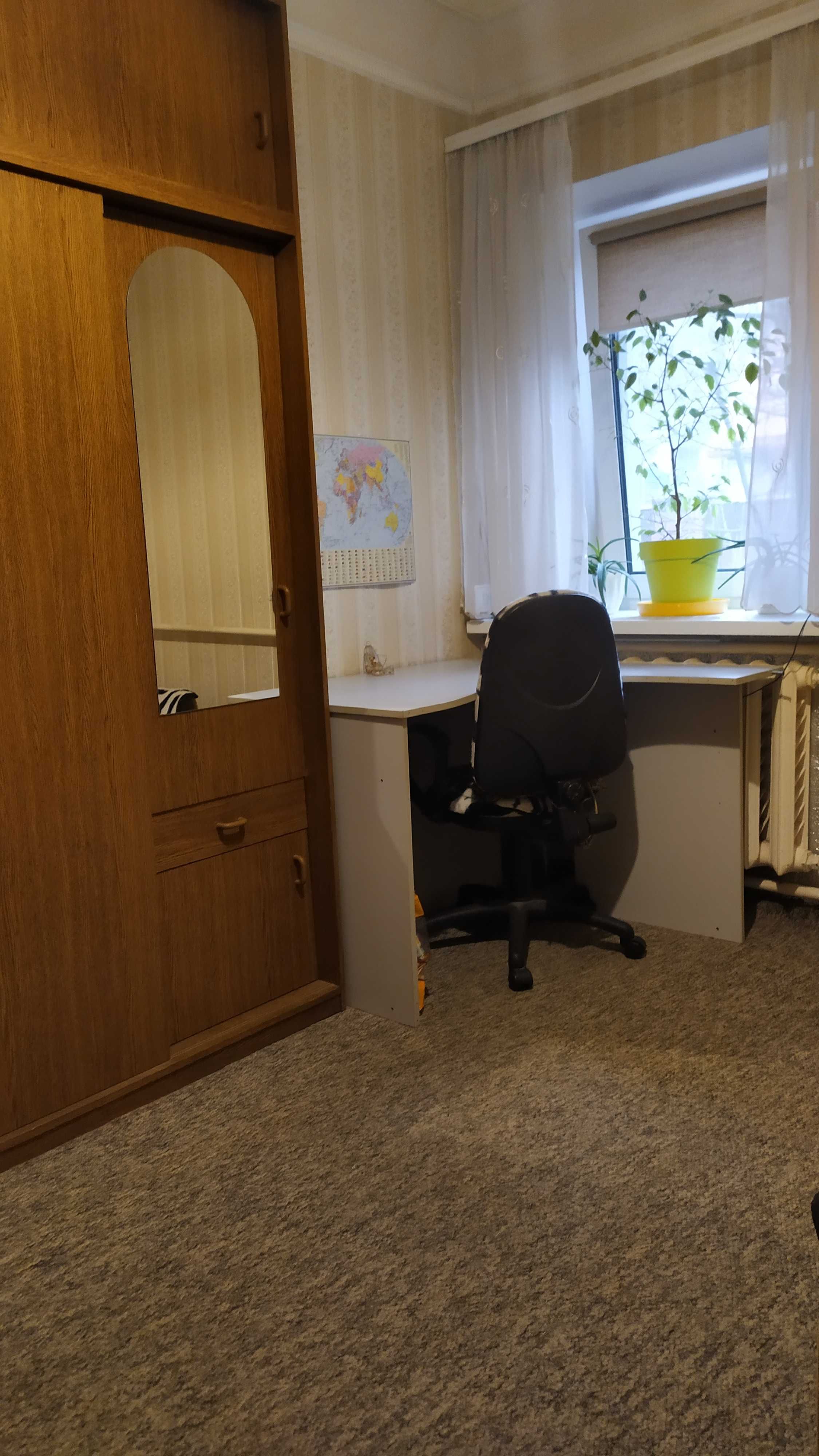 Будинк +гараж33кв.м , Демеевка Голосіево вул.Карпатська січ Совки