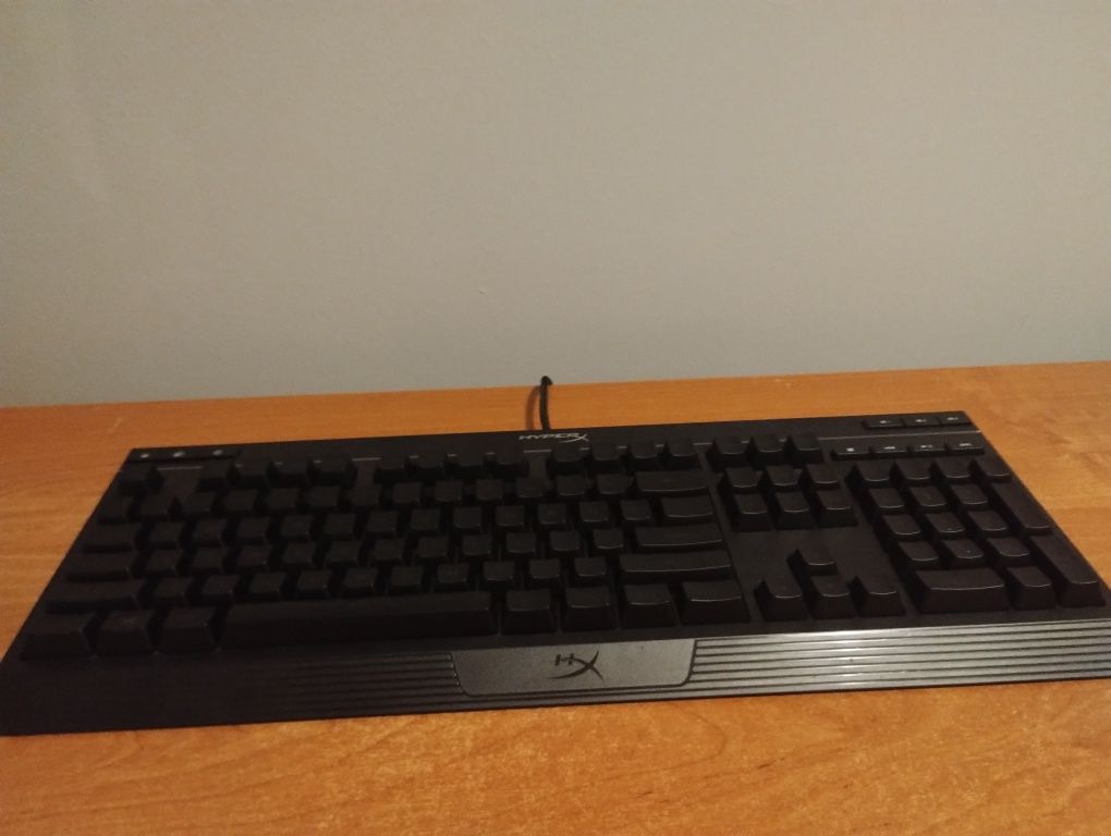 Klawiatura HYPERX Alloy Core RGB