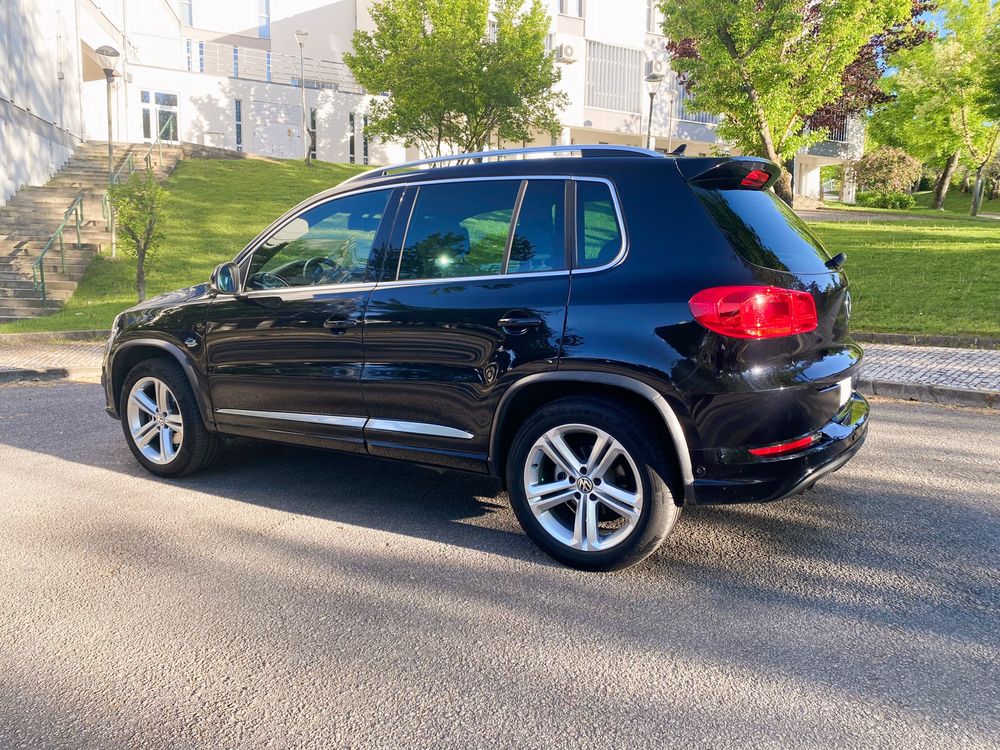 VW Tiguan R-Line