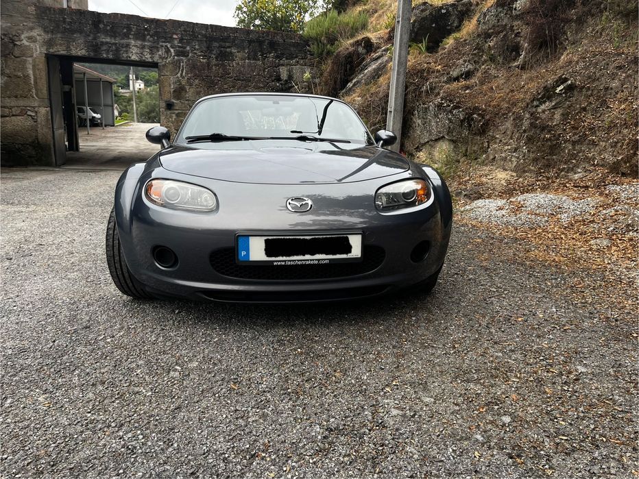 Mazda mx5  nc 2.0