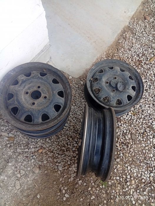 Felgi stalowe Opel Agila nieuzywane