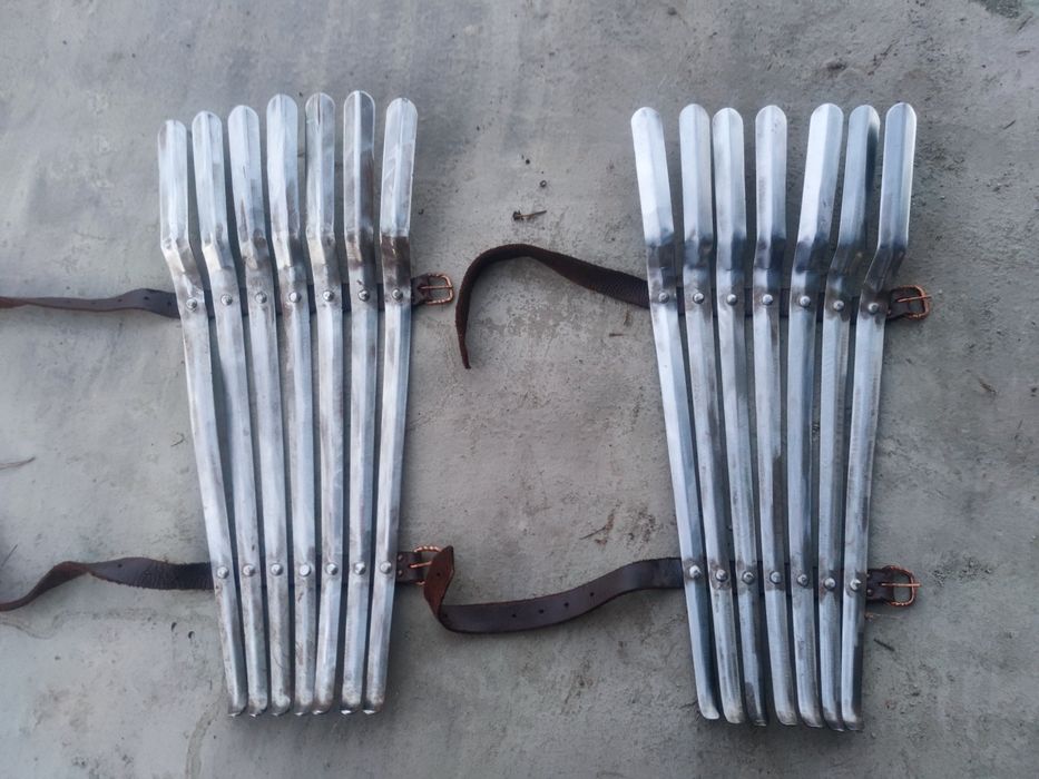 Nagolennik nagolennice łydki bizanty zbroja wiking Słowianin rycerz