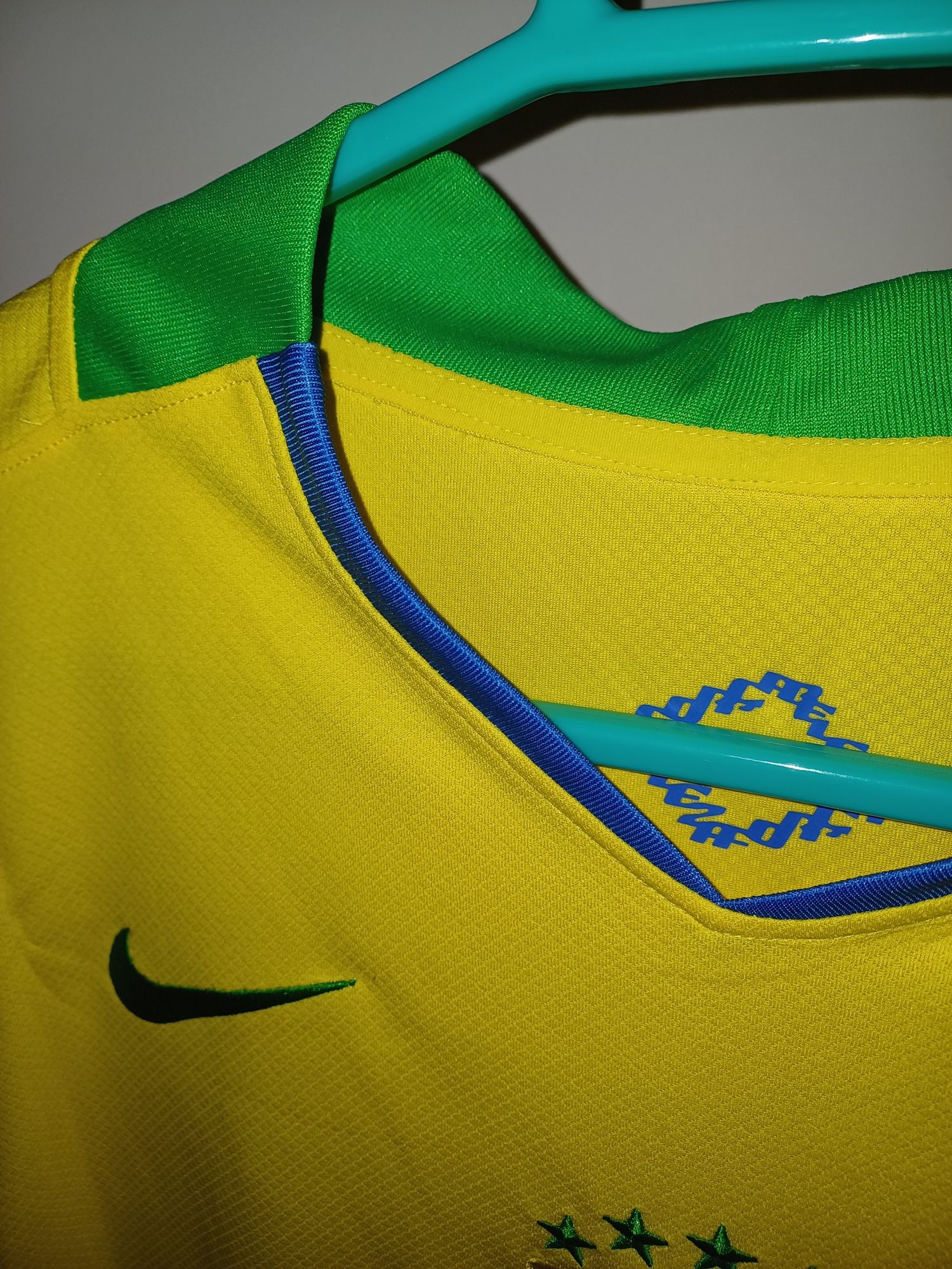 camisola Brasil edição 2025 XL e L