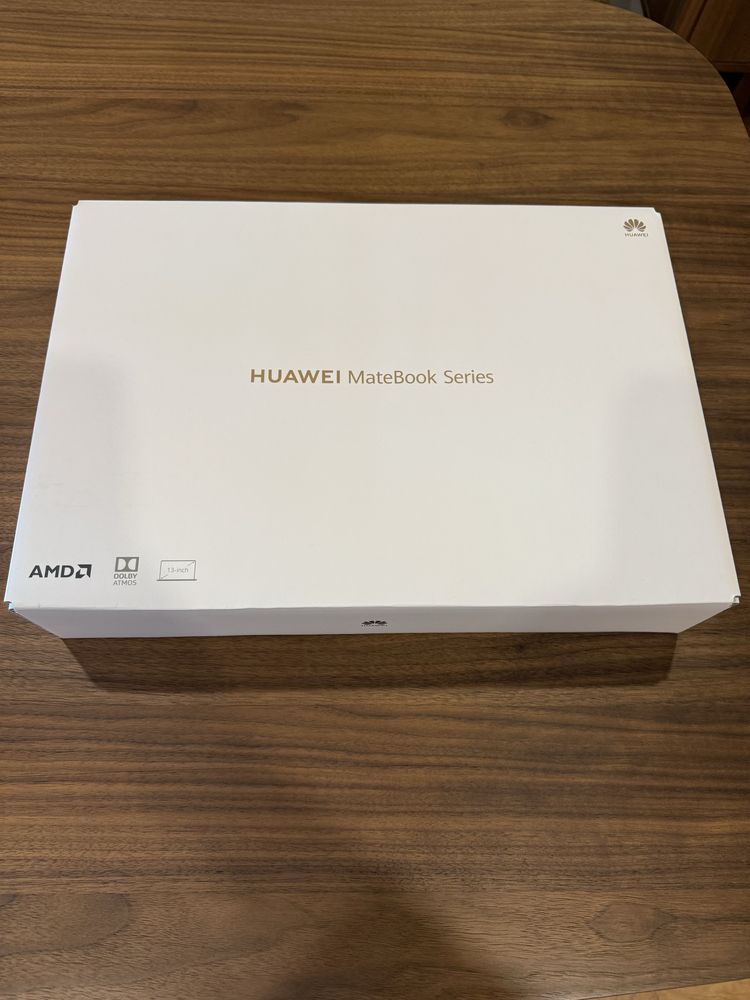 Portátil Huawei MateBook 13 AMD Ryzen 7 - 16GB - 512GB