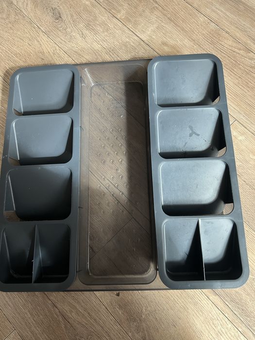 Лоток для столових приладів пластиковий горизонтальний