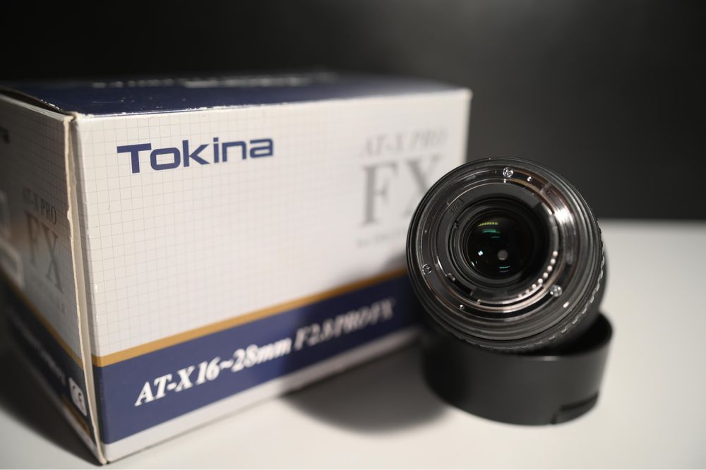AT-X Tokina 16-28 f2.8 nikon full frame
