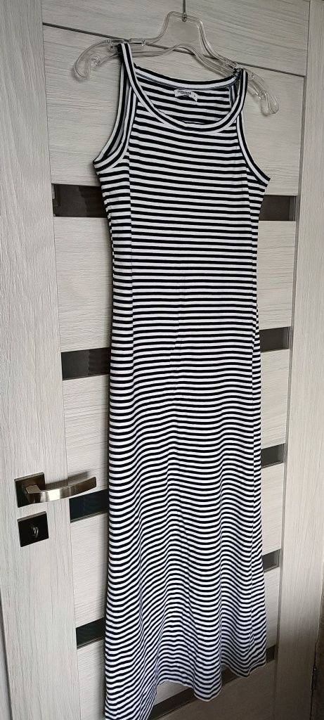 Sukienka maxi w paski M
