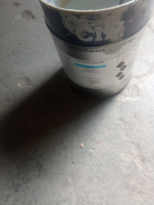 12 kilos resina pisos CIN .