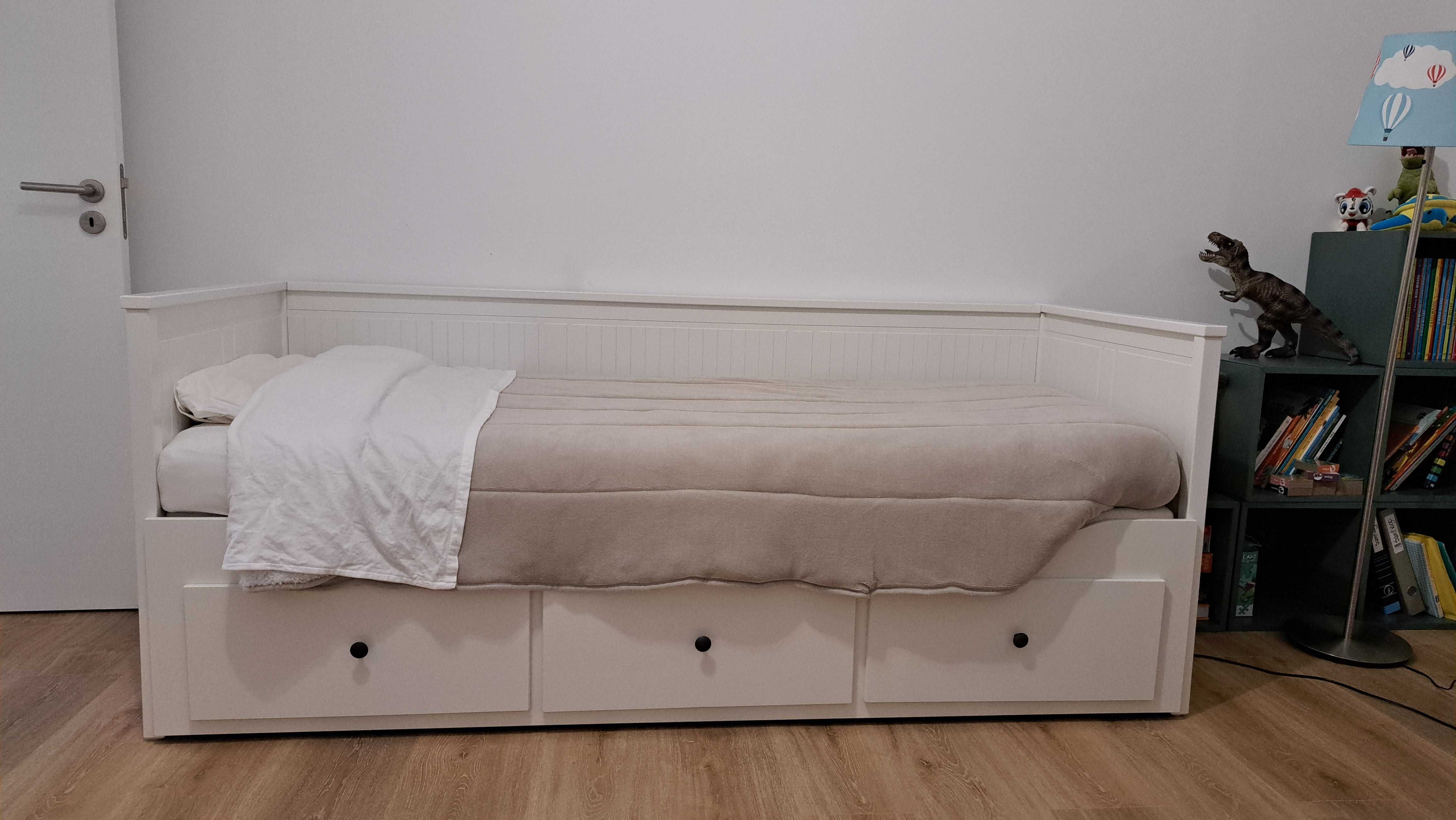 Cama IKEA 90cmx200cm (aberta 180cmx200cm)