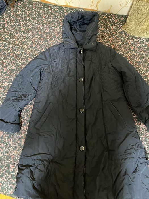 Продам жіночу куртку в ідеальному стані