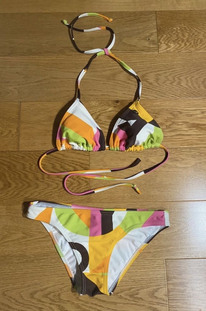 Dwuczęściowy kostium kąpielowy szorty plażowe Roxy roz. M