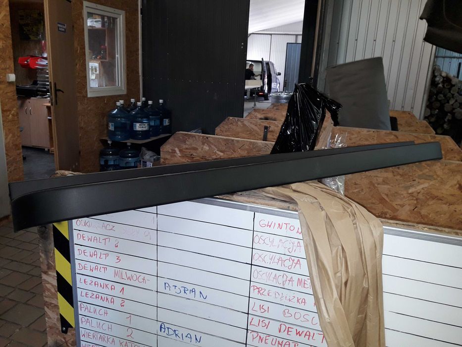 Balkon zderzak tył schodek podest stopień belka Iveco Daily 65C 50C 35