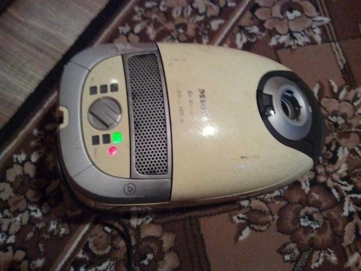 Пилосос  Miele .