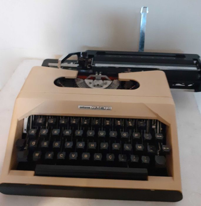 Máquina escrever Antares