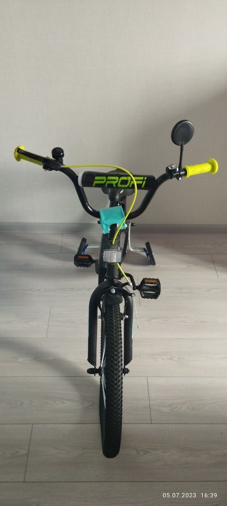 Продам детский велосипед Profi Prime 16 дюймов,черный.