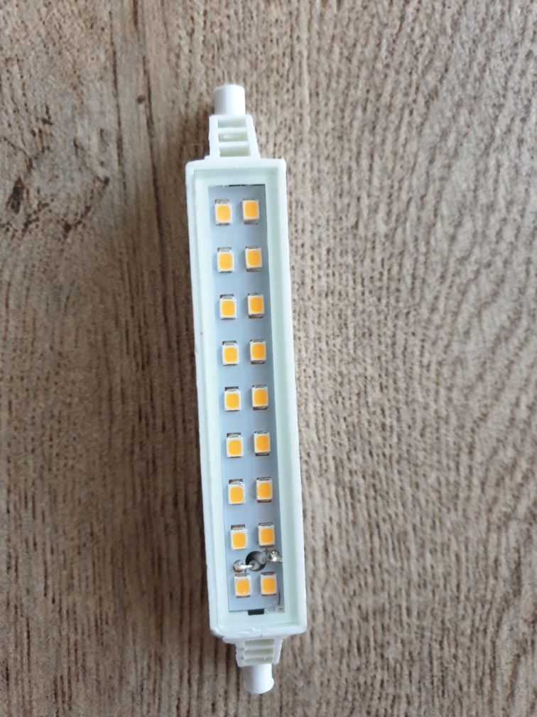 Żarnik LED R7s, 119 mm, 6W, 550lm, 3000K, nowy