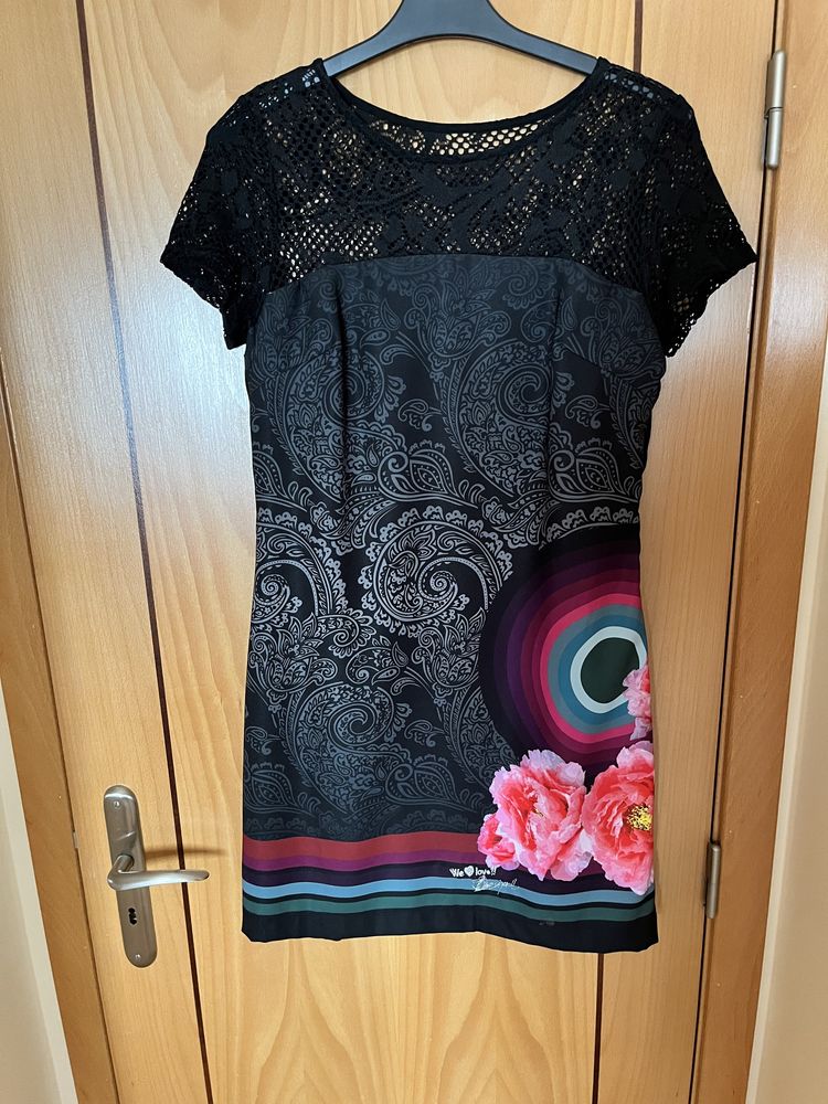 Vendo vestidos como novos marca Desigual