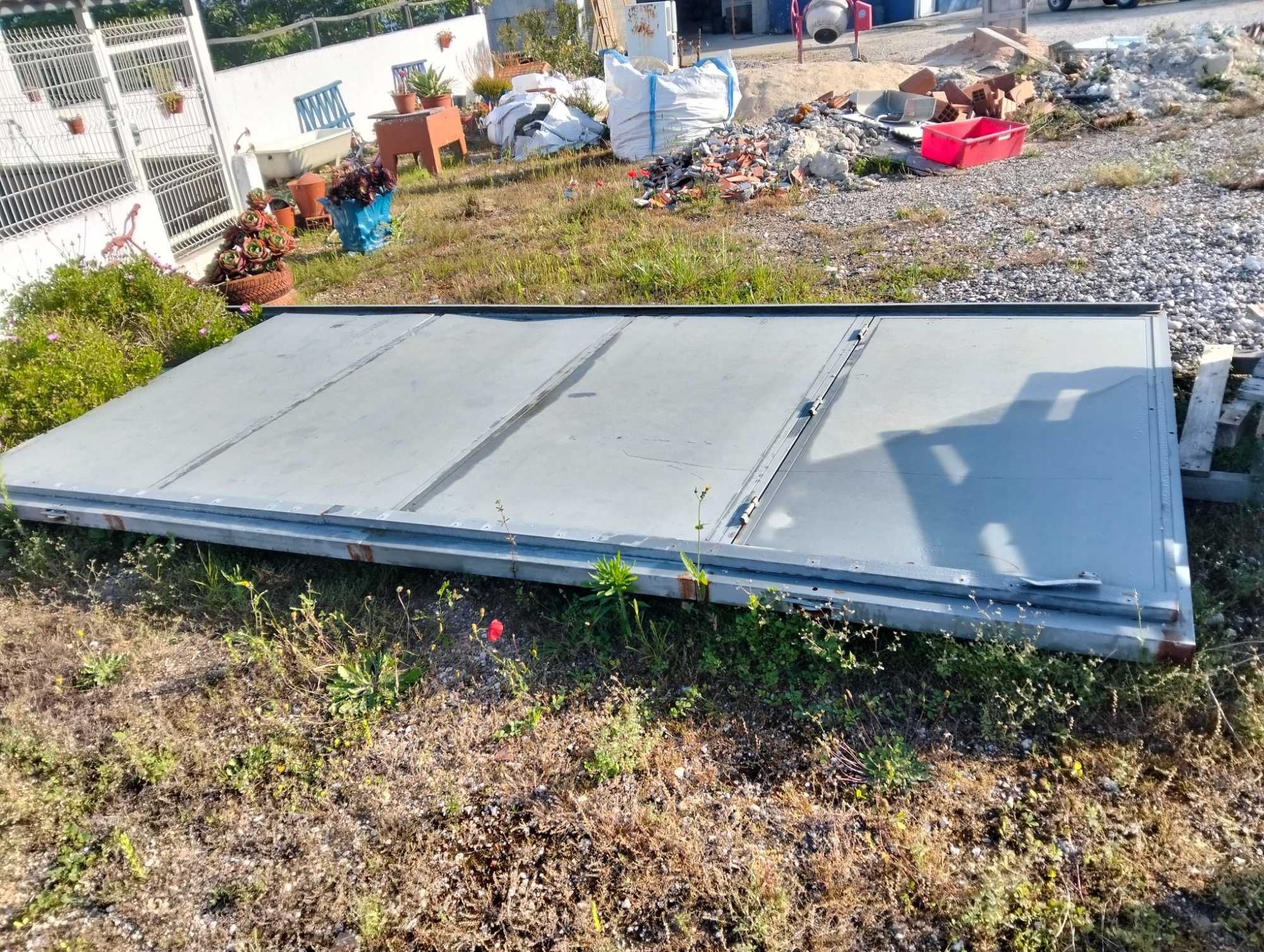 Venda de portão 4 m com por 2 de altura