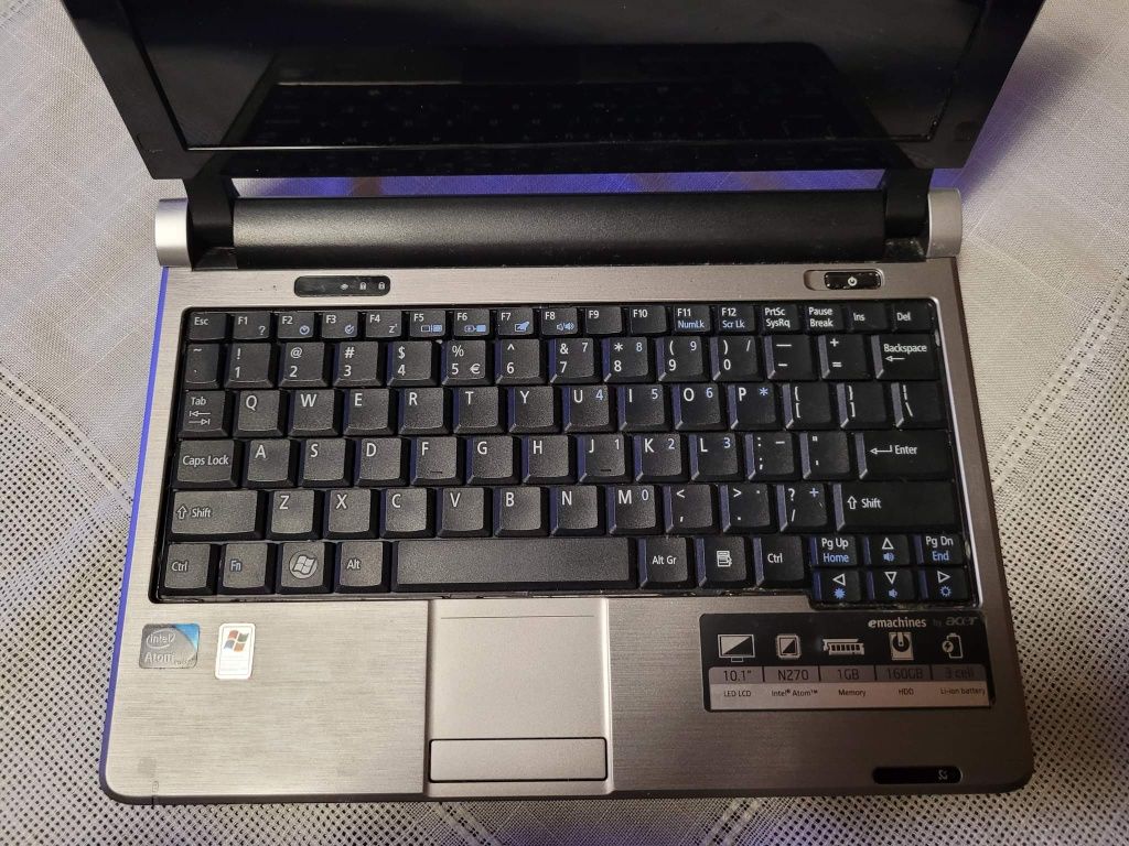 Laptop Emachines EM250 10,1 sprawny